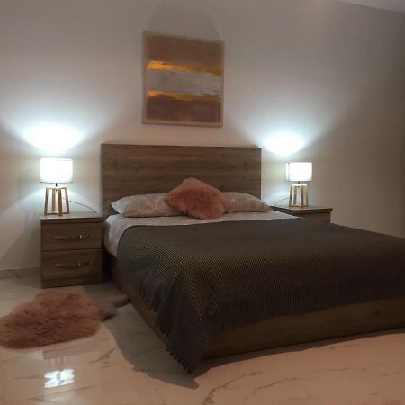 Bugibba Sunrise View Modern Apartment San Pawl il-Baħar Eksteriør bilde
